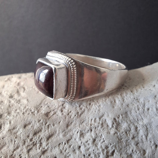 Handcrafted Sterling Silver 925 Garnet Statement Ring