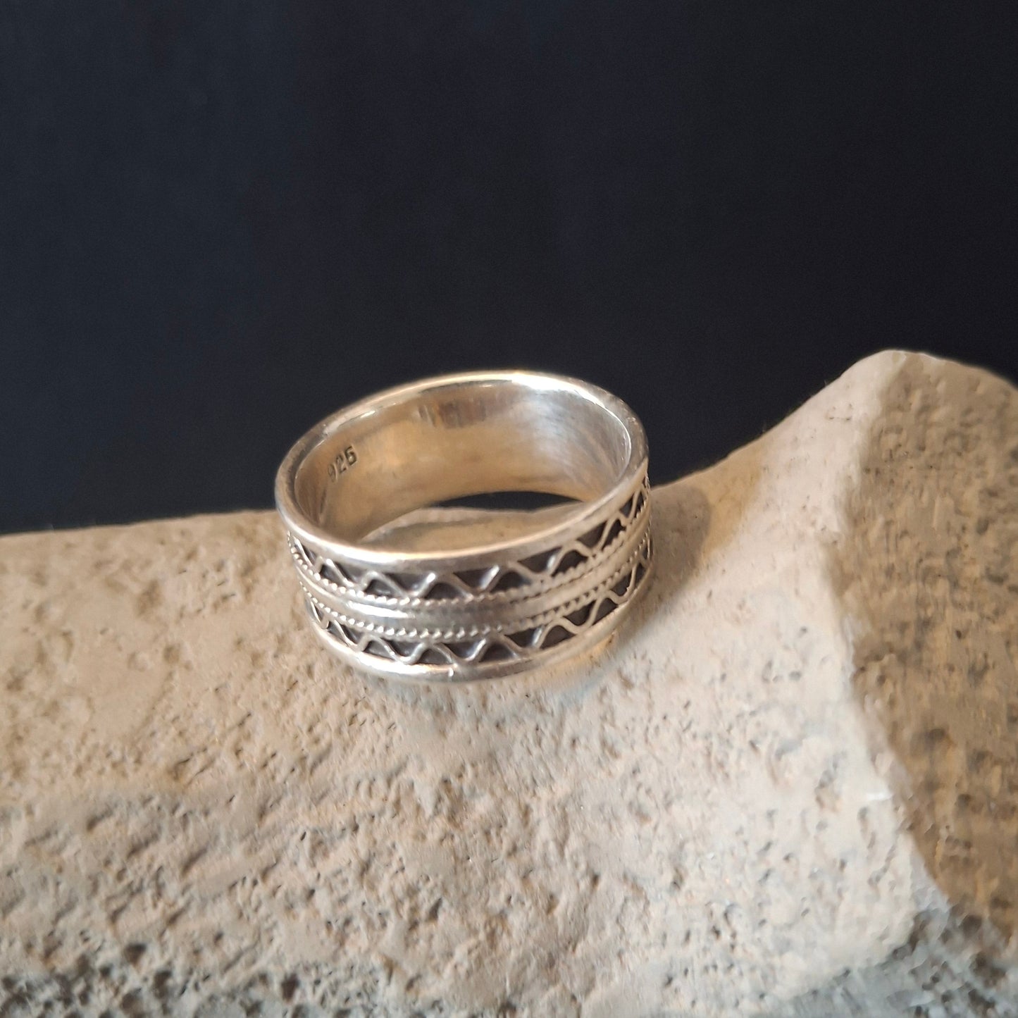 Vintage Sterling Silver Wide Pattern Band Ring