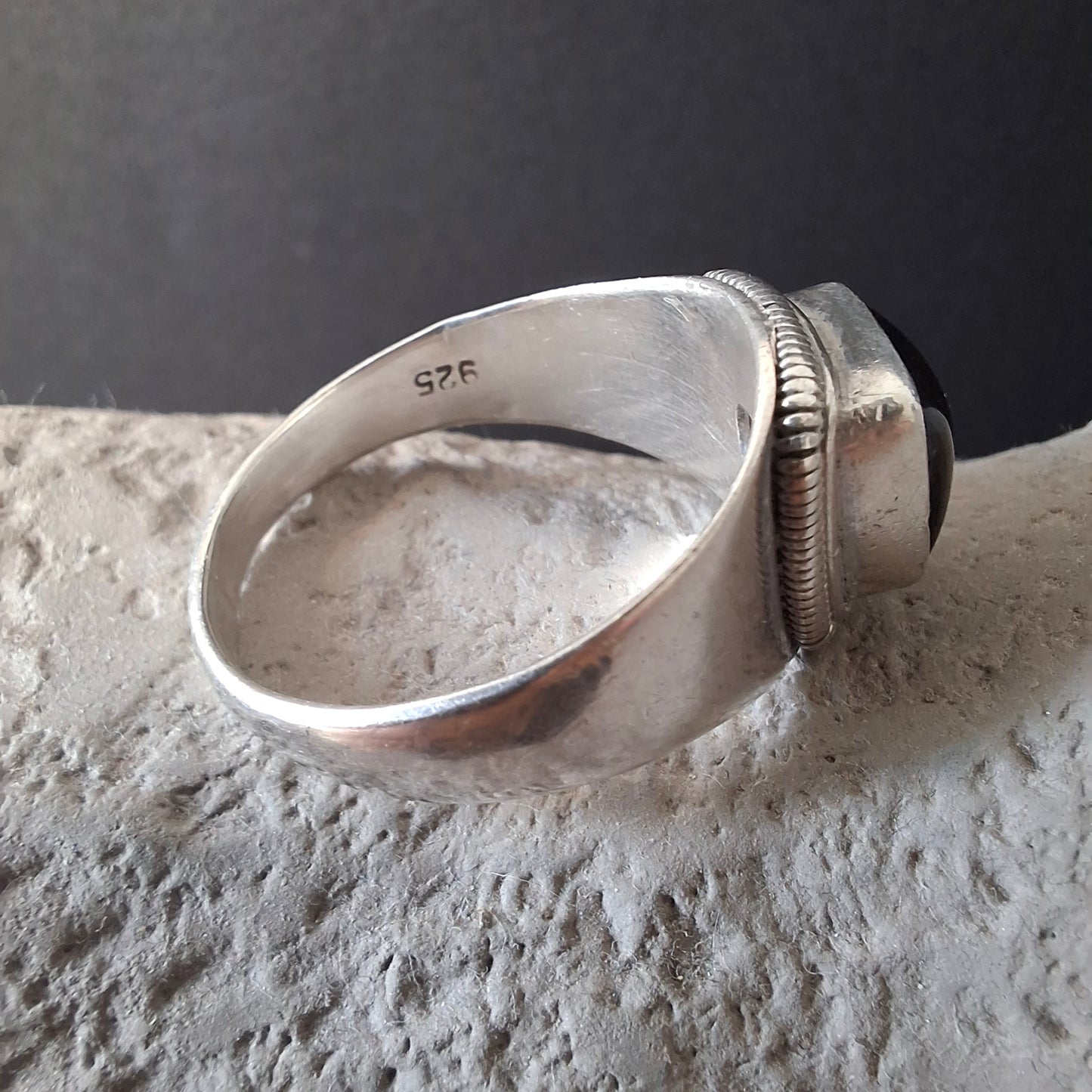 Handcrafted Sterling Silver 925 Garnet Statement Ring