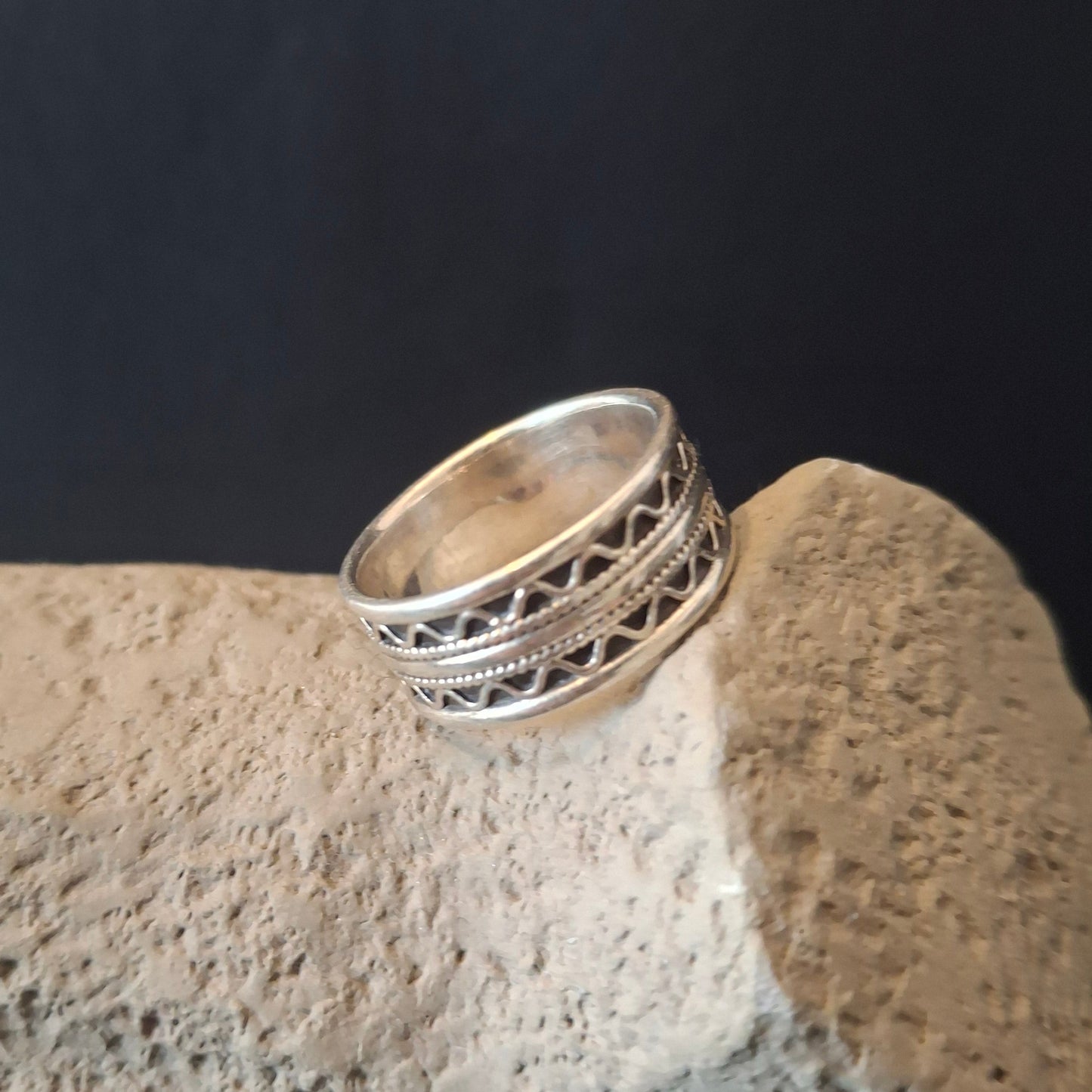 Vintage Sterling Silver Wide Pattern Band Ring